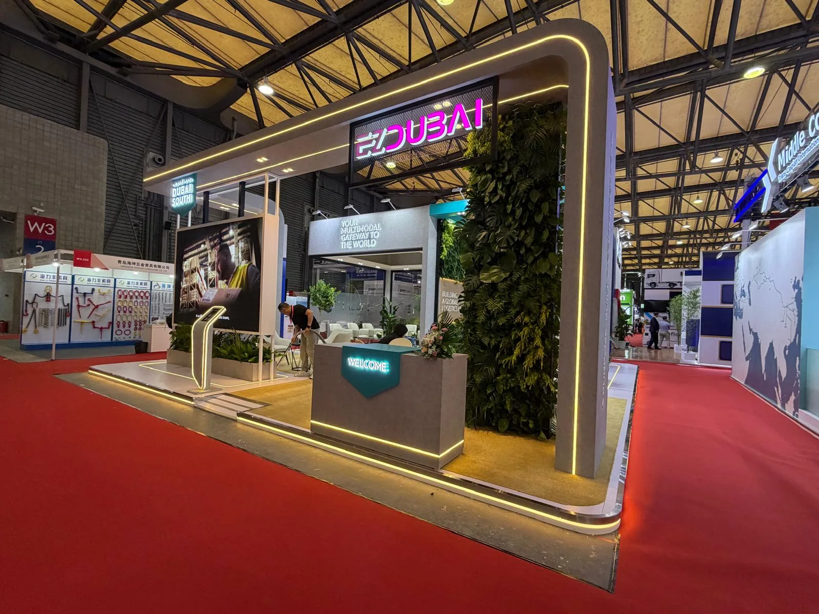 Custom island booth designed and built by Aplus Exhibition for a Middle East client in Shanghai